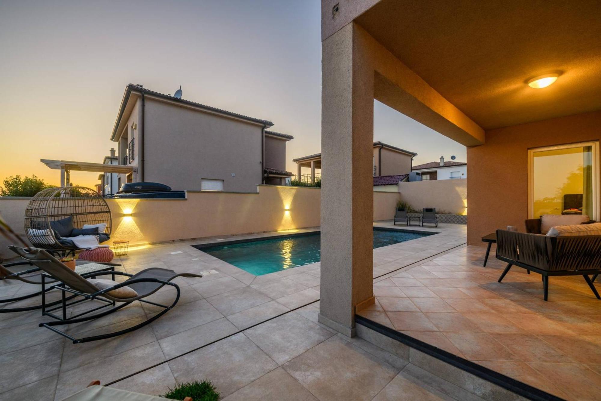Villa Brionika Mit Pool Vodnjan Kültér fotó